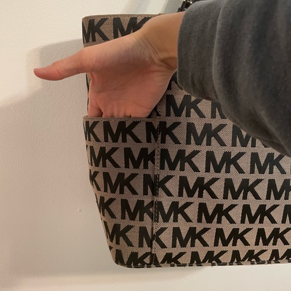 Michael Kors Tote - Picture 9 of 11